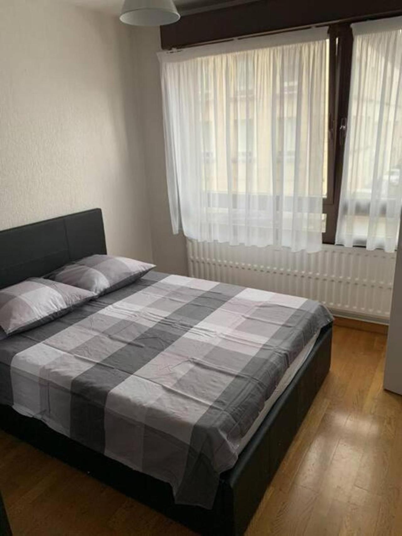 Reims Centre-Ville - 2 Chambres - 6 Personnes Au 1 Er Etage Eksteriør bilde